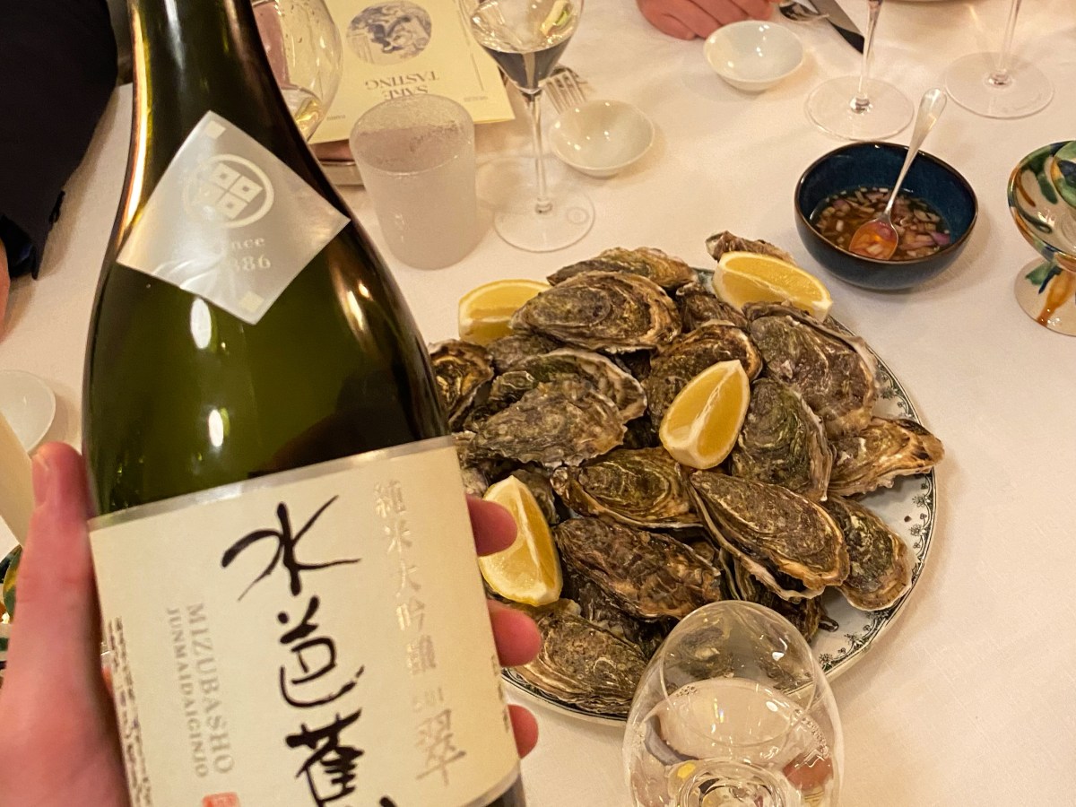 Pourquoi les huîtres et le saké japonais forment un accord parfait&nbsp;?